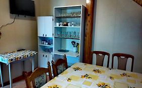 Vadkacsa apartmanház medencével
