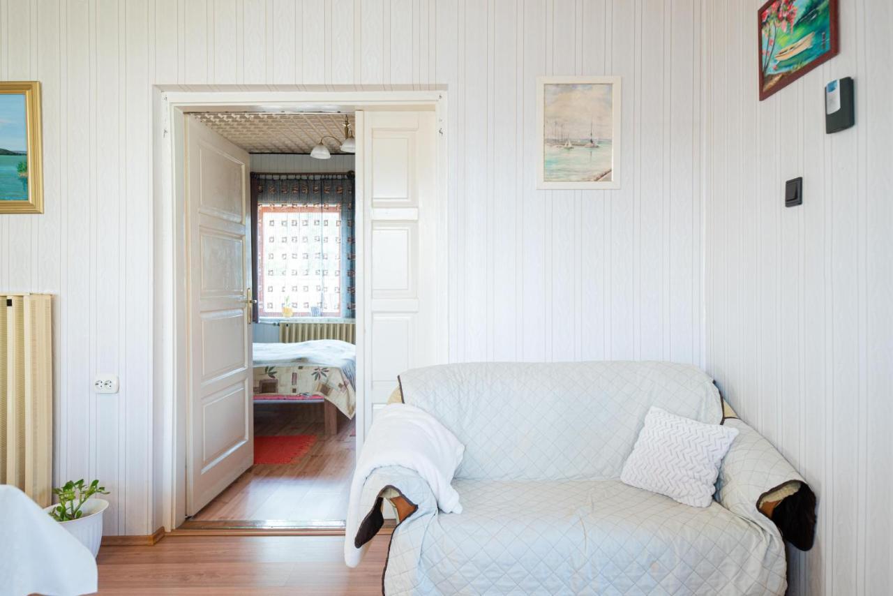 Vadkacsa apartmanház medencével Zamárdi Kültér fotó