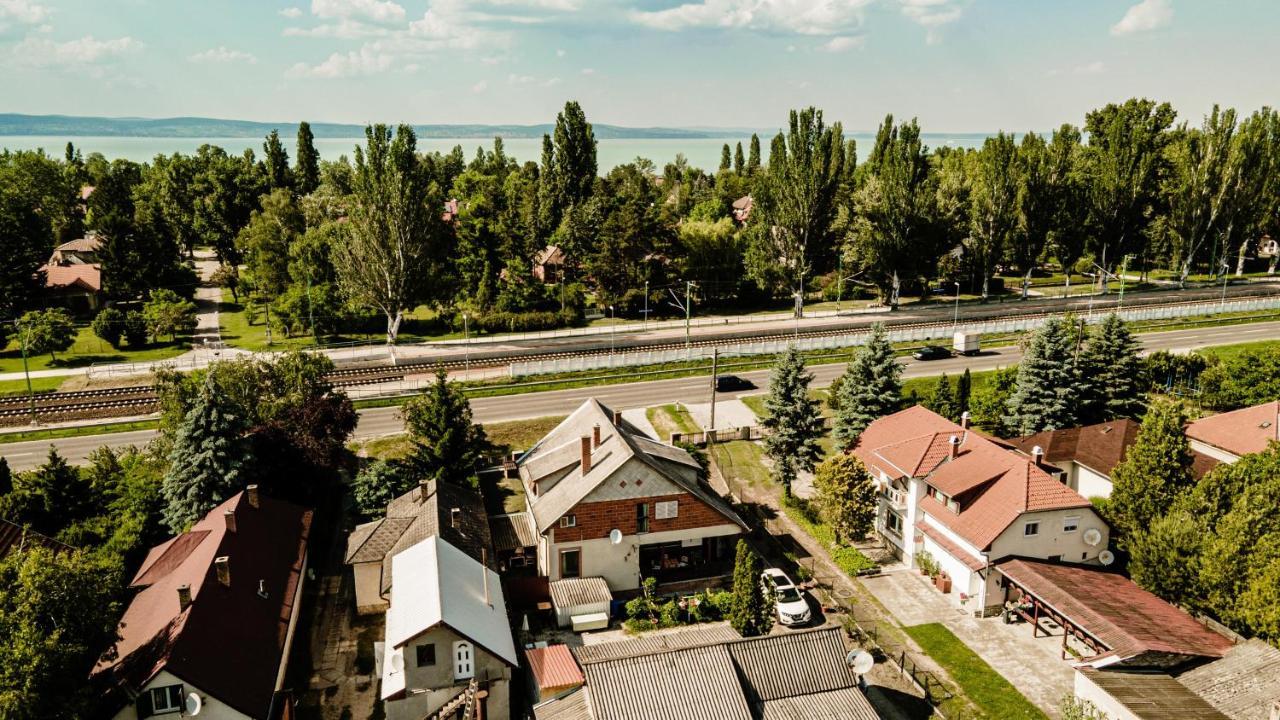 Vadkacsa apartmanház medencével Apartman Zamárdi Kültér fotó